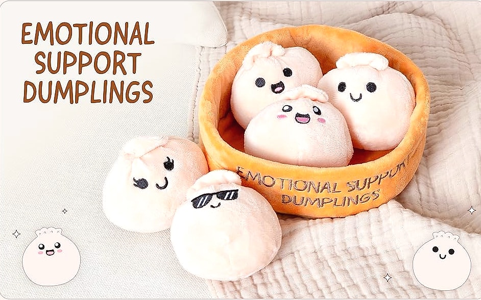 WHAT DO YOU MEME Emotional Support Dumplings Plush Toy Set — package contents