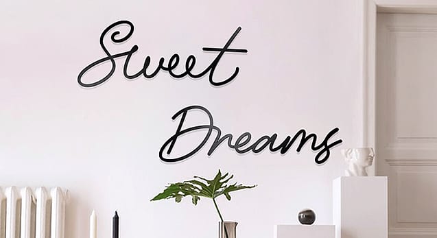 Zzbakress Sweet Dreams Metal Wall Decor for Bedroom — close-up details