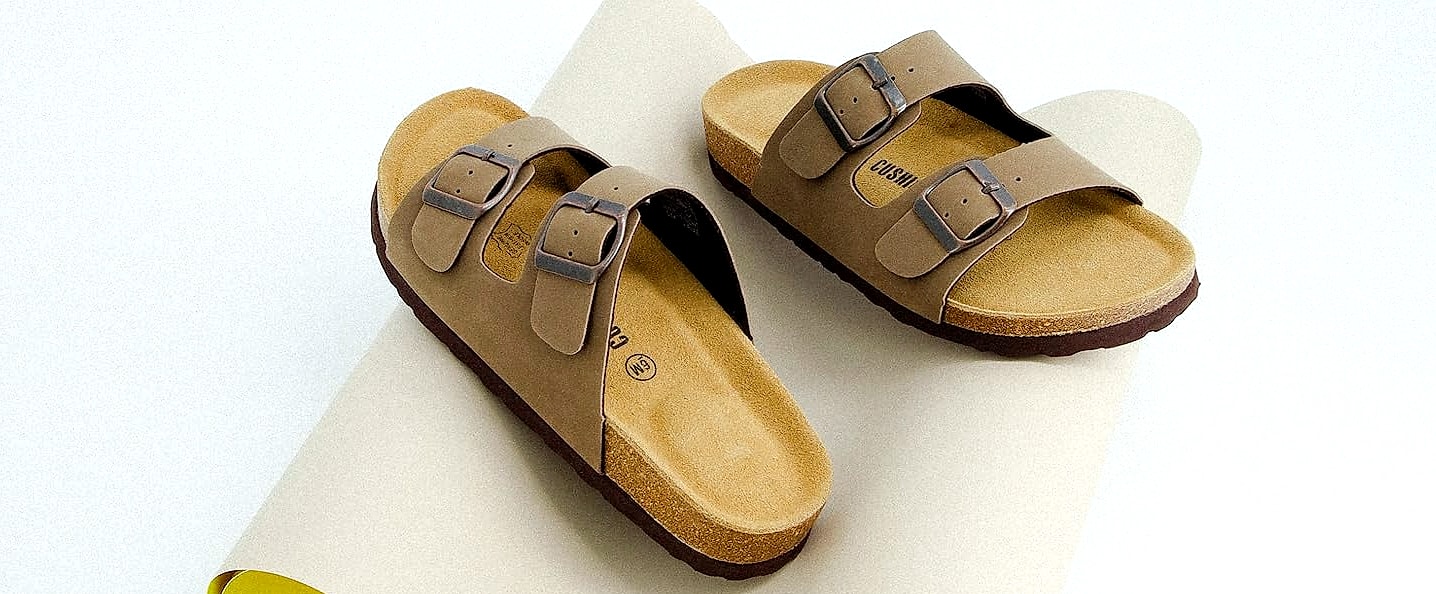 CUSHIONAIRE Lane Cork Footbed Womens Sandals with Arch — package contents