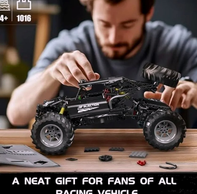 Mould King Bigfoot RC Climbing Car Building Kit — feature highlights