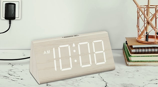 DreamSky Wooden Digital Alarm Clock with USB Charger Port — package contents