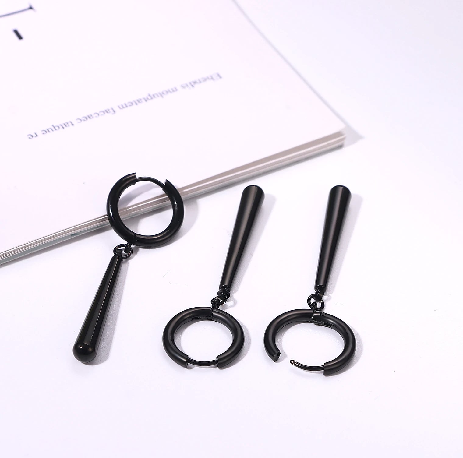BONISKISS Zorro Dangle Earrings Stainless Steel Roronoa — close-up details