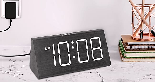 DreamSky Wooden Digital Alarm Clock with USB Charger Port — feature highlights