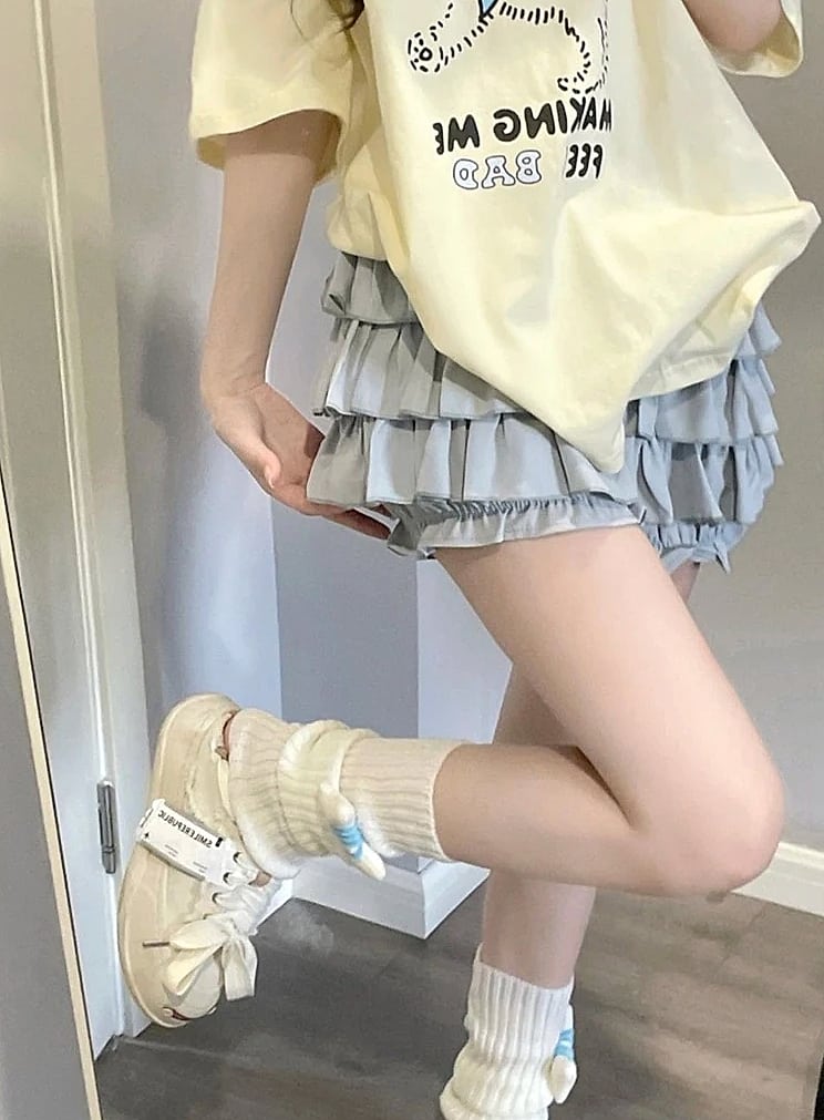 MEXZT Y2K Sweet Ruffles Mini Skirt with Bow — feature highlights