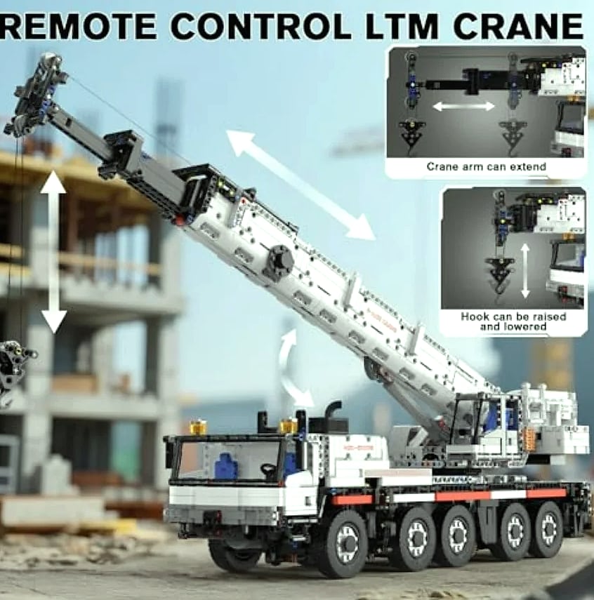 Mould King 17075 APP Programmable Construction Crane — assembled view