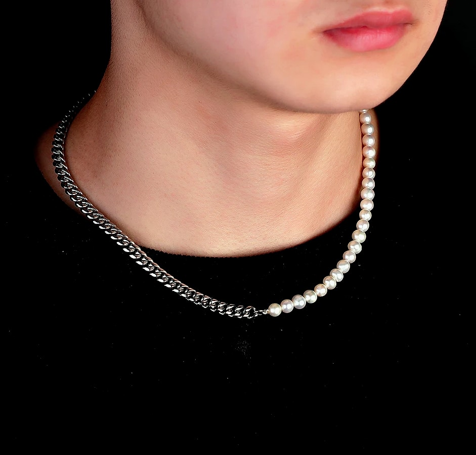 TOPGRILLZ Freshwater Pearl Stainless Steel Chain Necklace — side view