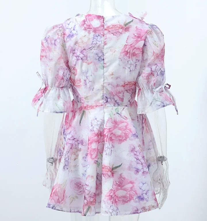 Chic Floral Printed Mini Dress Backless Sleeveless Hem — feature highlights