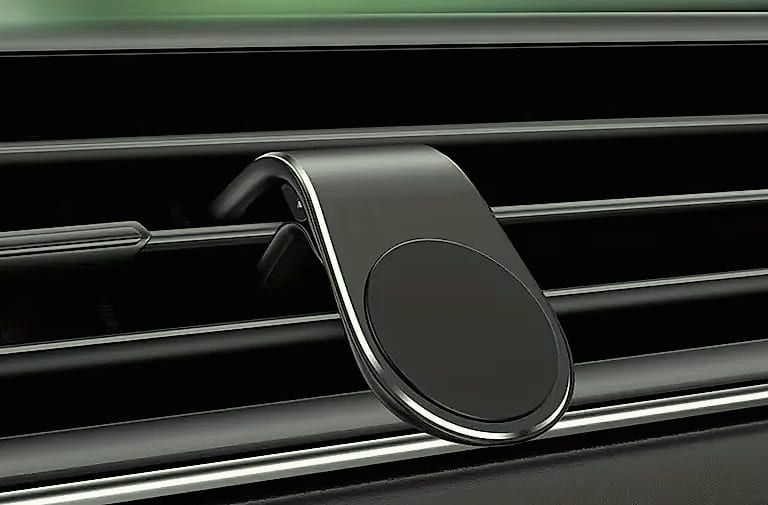 Magnetic Car Phone Holder Air Vent Clip Mount — close-up details