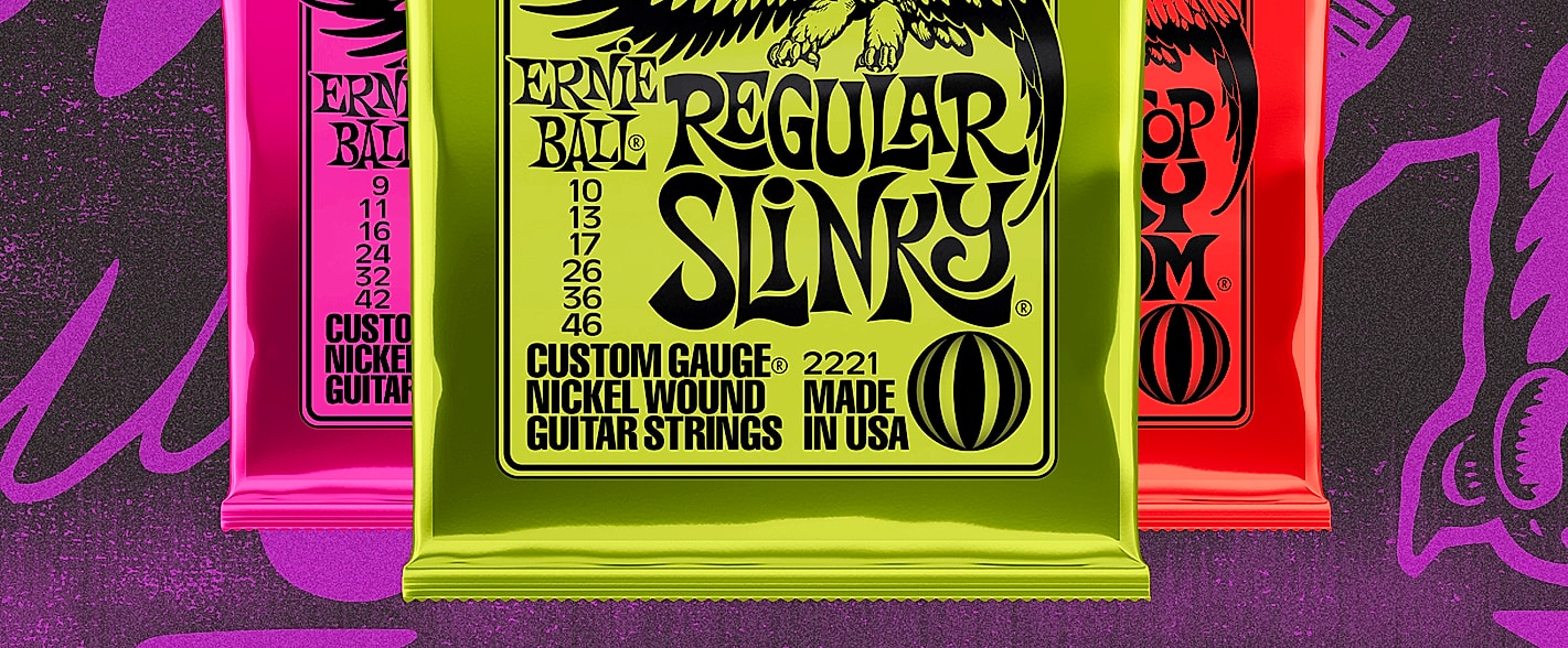 Ernie Ball Regular Slinky Nickel Wound Guitar Strings 10-46 — close-up details