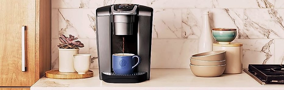 Keurig K-Elite Single Serve Coffee Maker with Strength — package contents