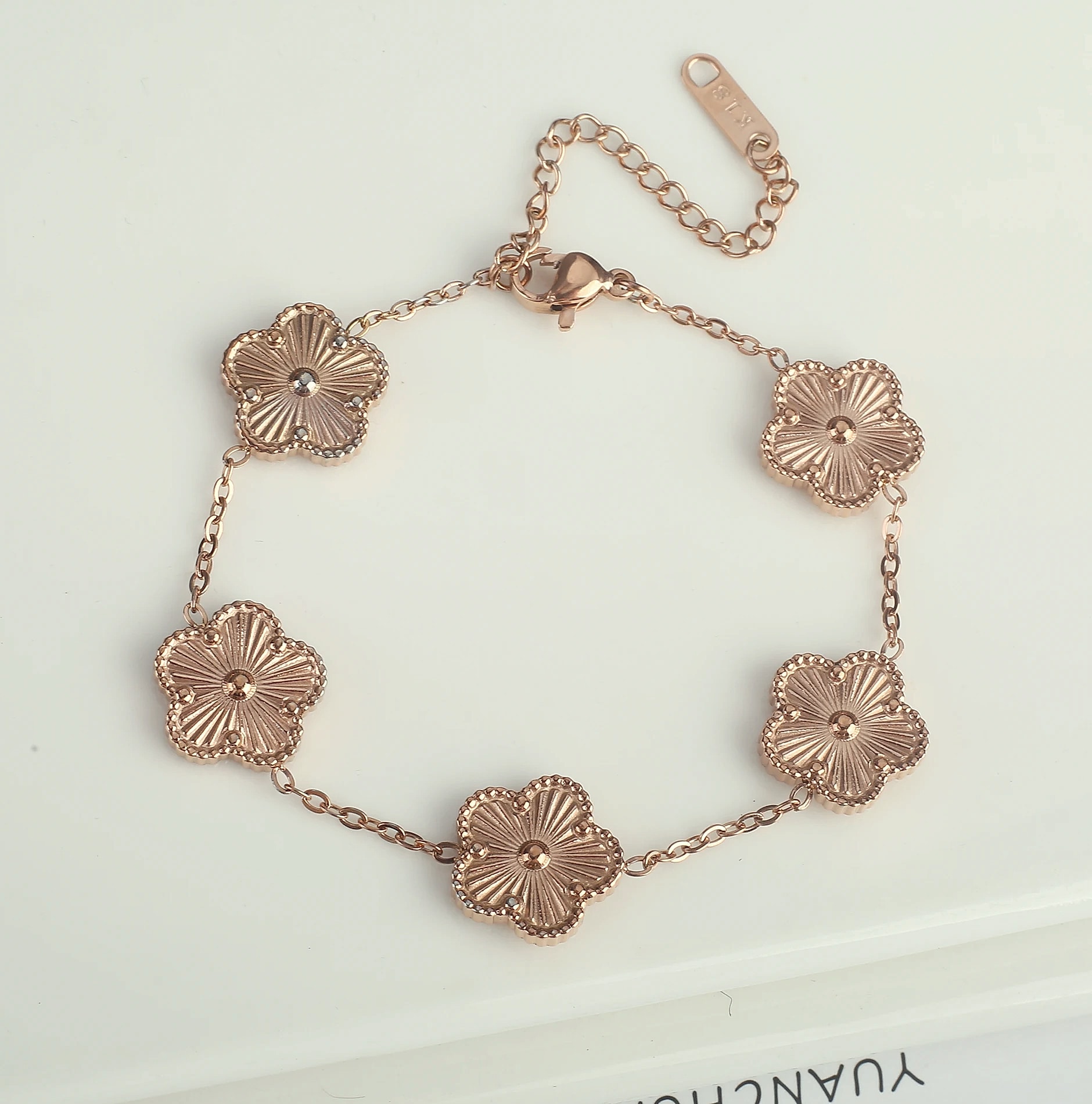 Stainless Steel Five Leaf Clover Flower Adjustable Bracelet — feature highlights