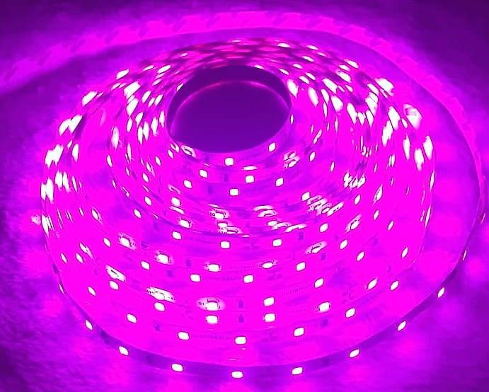 WIXOLighting 5M USB LED Strip Light 5V 3528 SMD — close-up details
