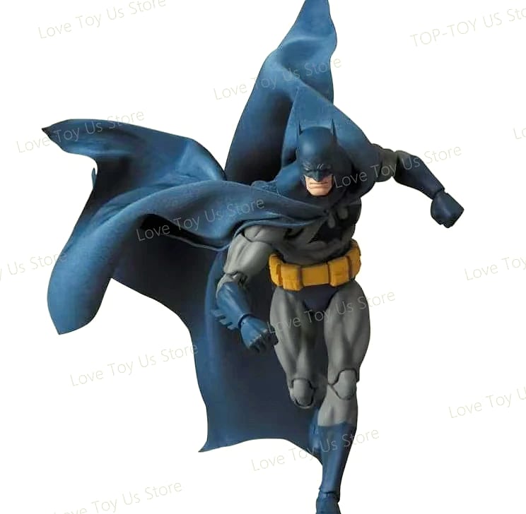 Hot Toys Mafex 105 Batman Hush Blue Version Action Figure — package contents