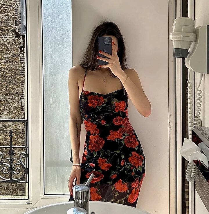MsChuh Floral Spaghetti Strap Bodycon Maxi Dress — build progress