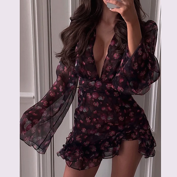 btuce Floral Printed A-line Dress with Puff Sleeves — size comparison