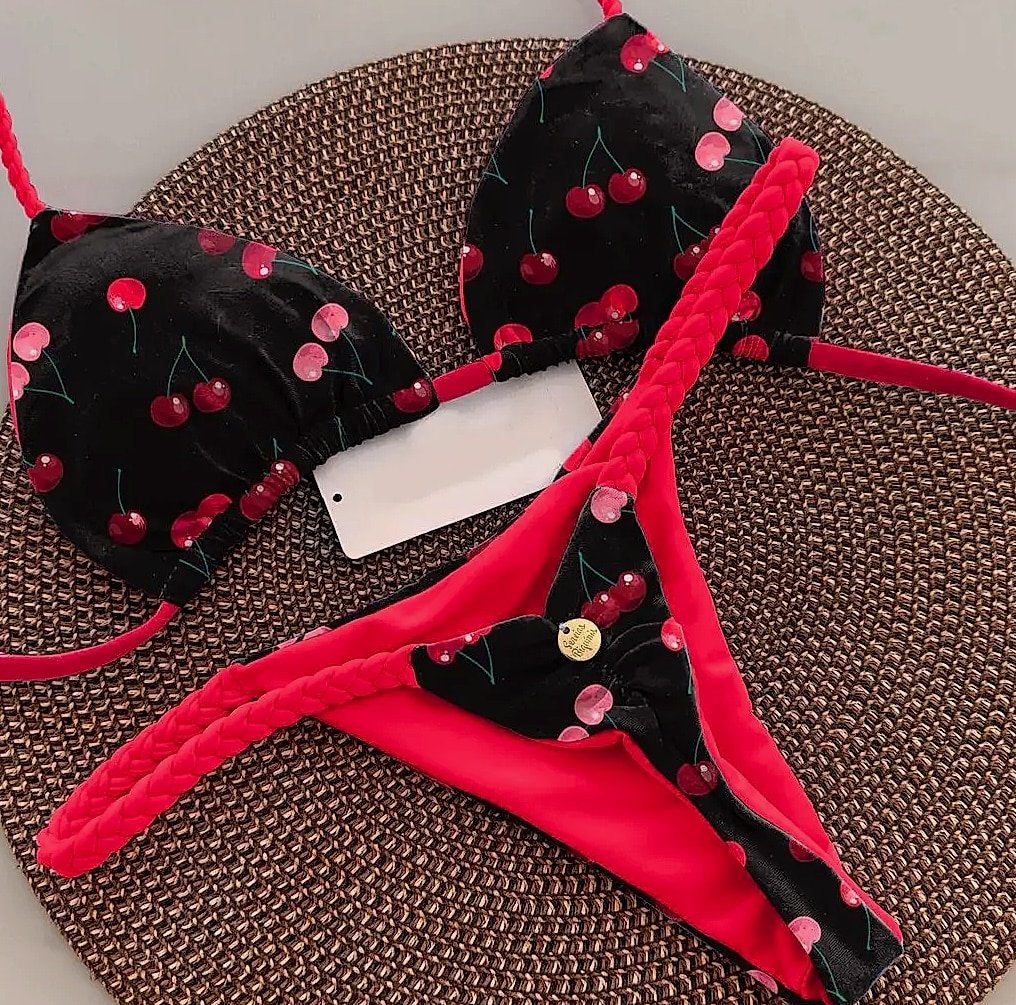 Women's Two-Piece Bikini Swimsuit Quick-Dry Beach Set — assembled view