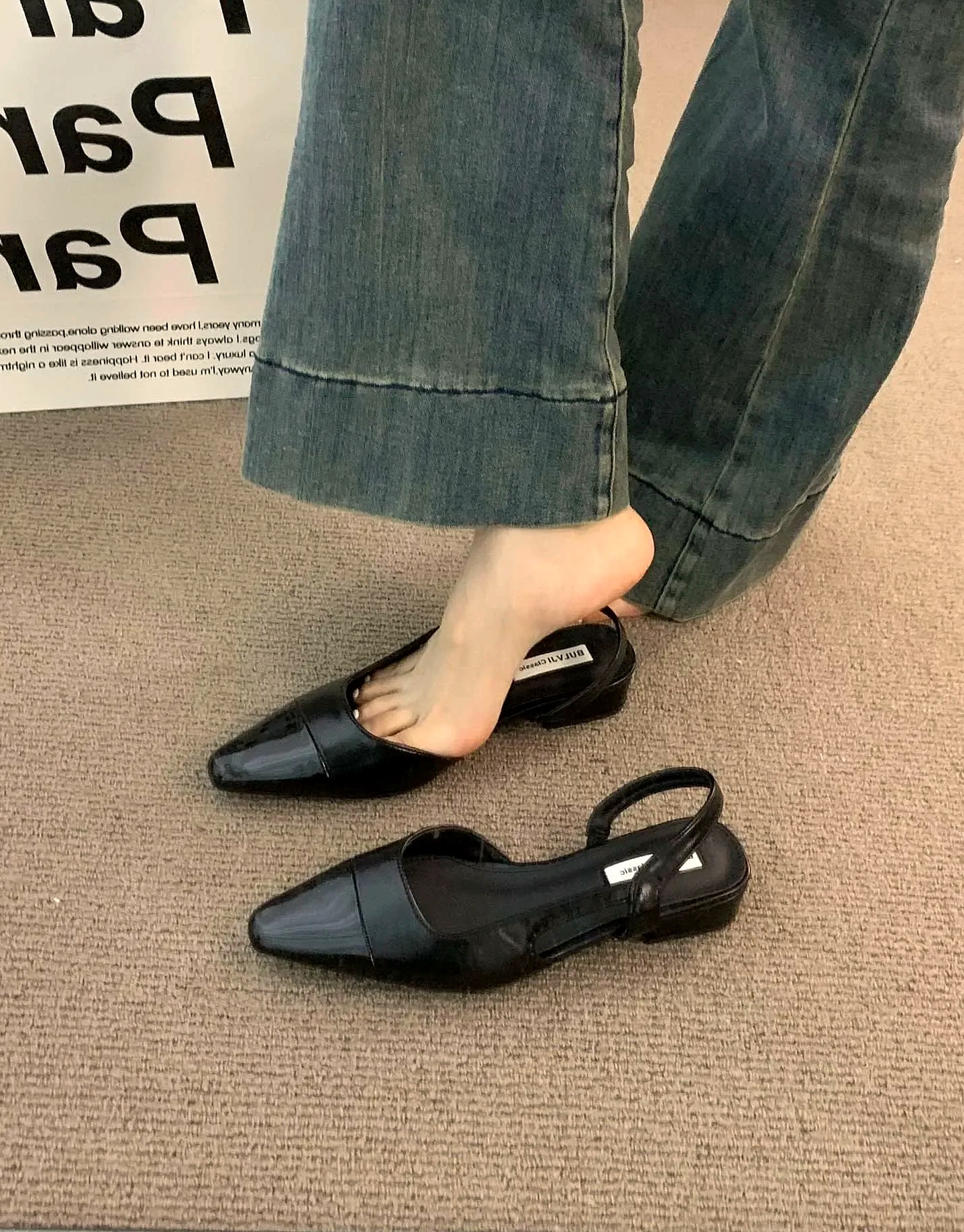 ZYXZ Pointed Toe Flat Sandals Women Summer PU Leather — interior detail