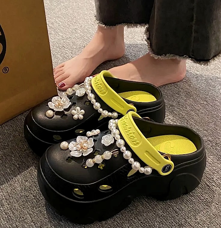 Pearl Chain Chunky Platform Sandals for Women — build progress