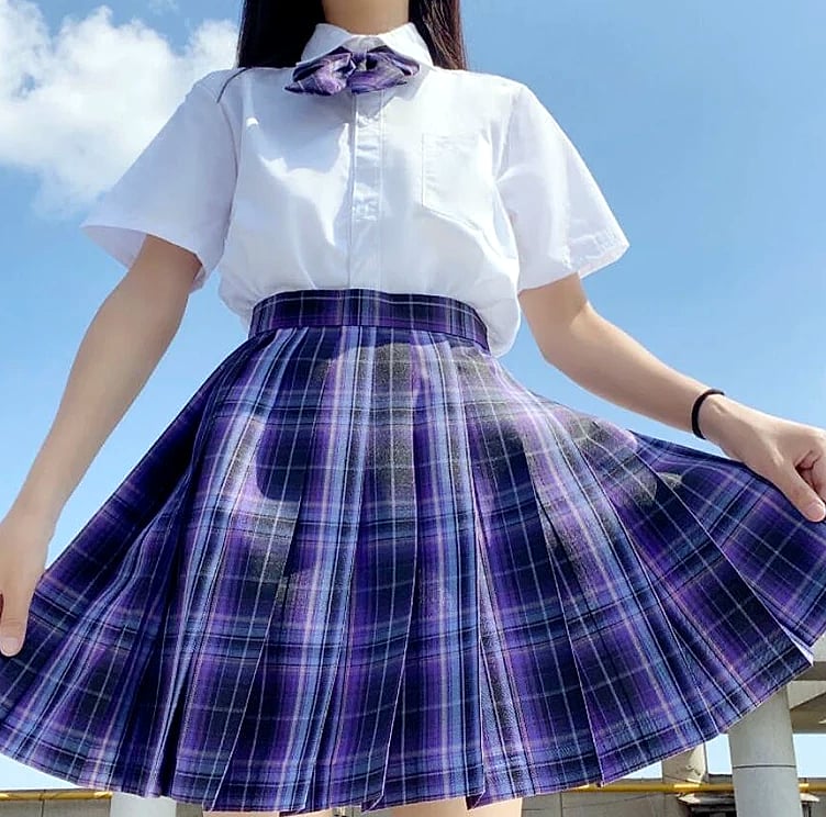 ZOKI Plaid Pleated Mini Skirt High Waist Bow Knot — size comparison