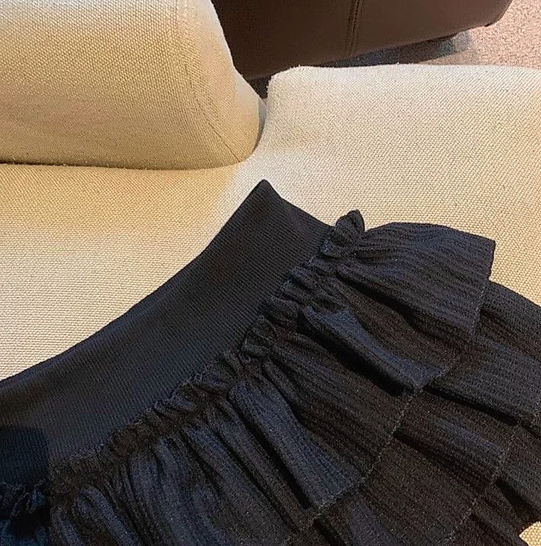 XPQBB Women's Mini Skirt Korean Fashion Ruched Ruffle — package contents