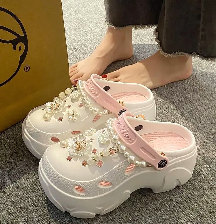 Pearl Chain Chunky Platform Sandals for Women — side view