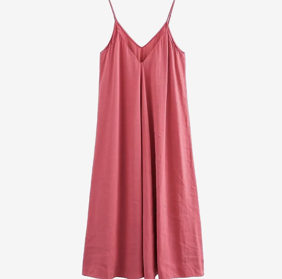 MUJER Backless Slip Maxi Dress for Summer — size comparison