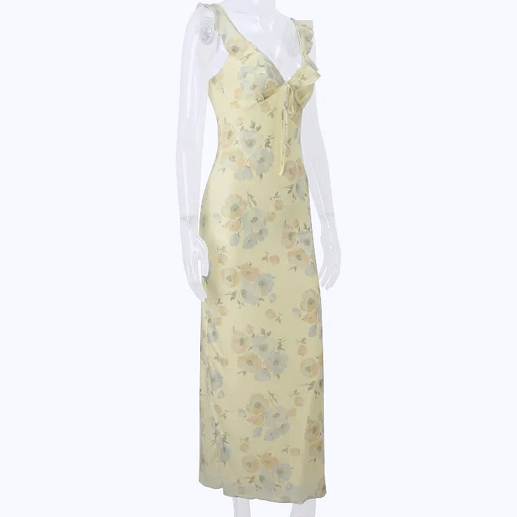 Cryptographic Summer Floral Plunge Maxi Dress Backless — scale reference