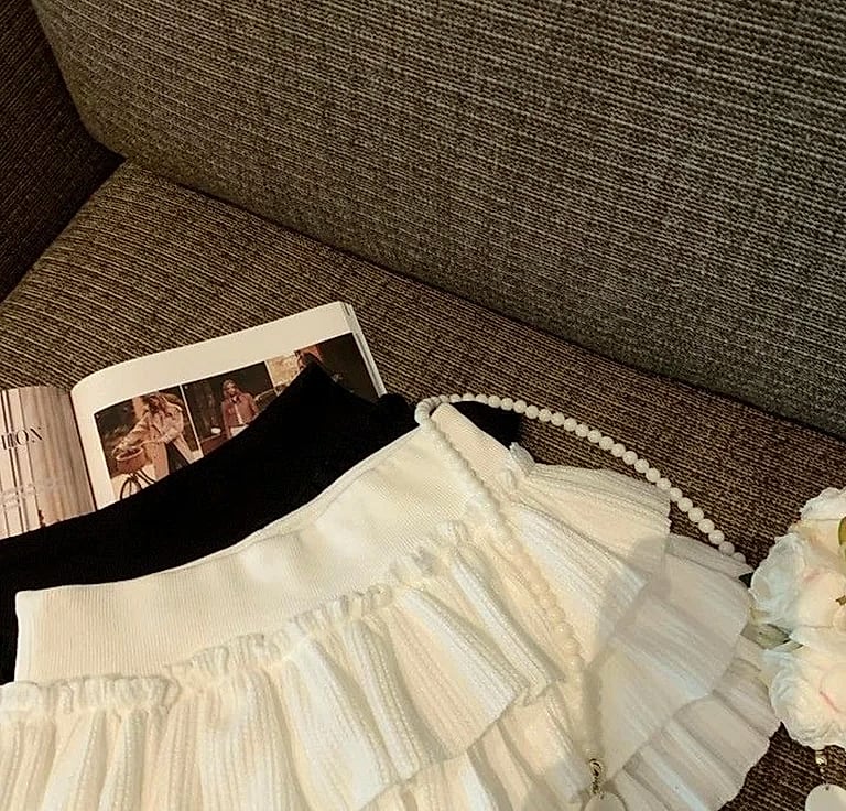 XPQBB Women's Mini Skirt Korean Fashion Ruched Ruffle — side view