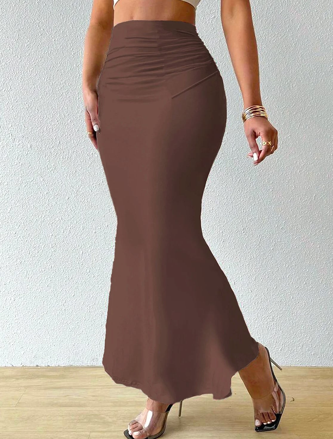DOHTIH Women's Solid Fishtail Skirt High Waist — scale reference