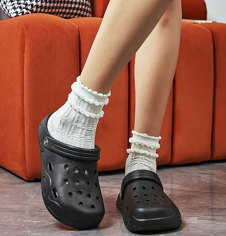 Lightweight EVA Clogs Slippers for Women Anti Slip Garden — package contents