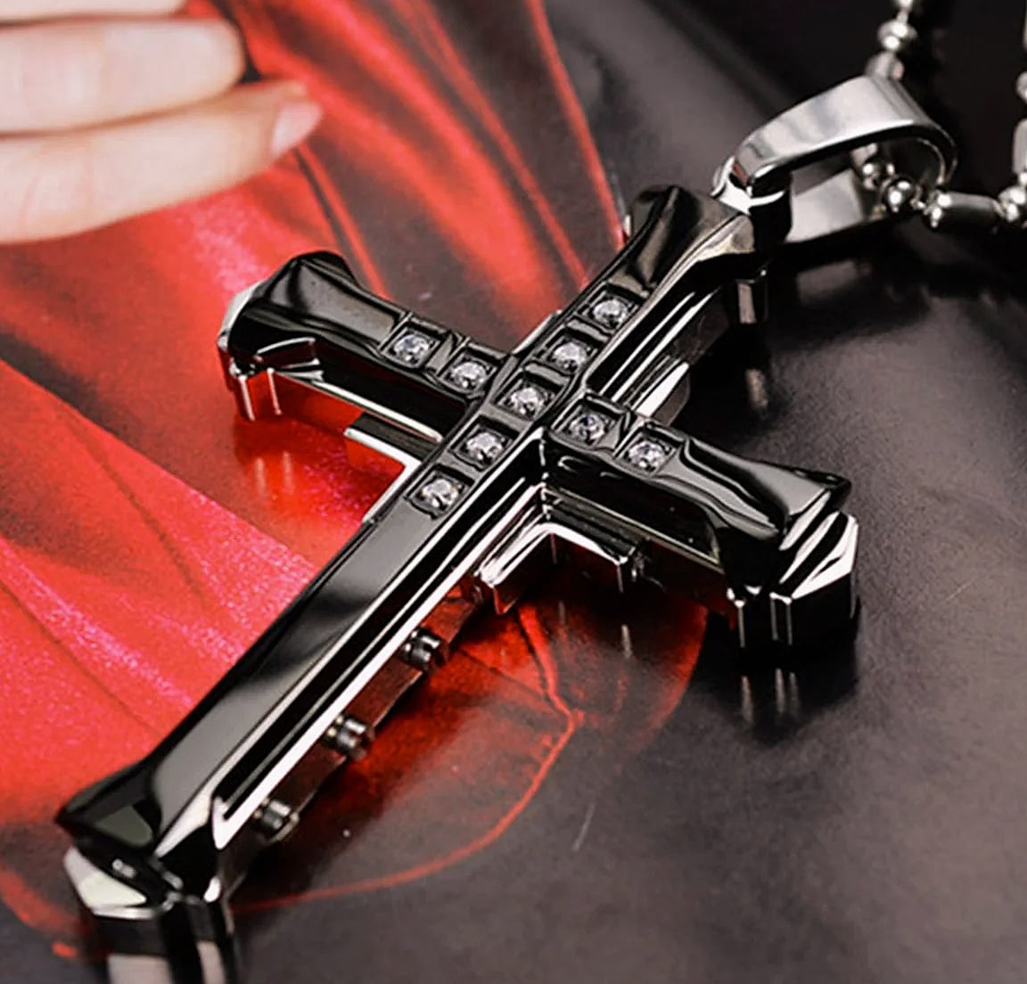 ATMDOG Stainless Steel Cross Necklace Religious Pendant — side view