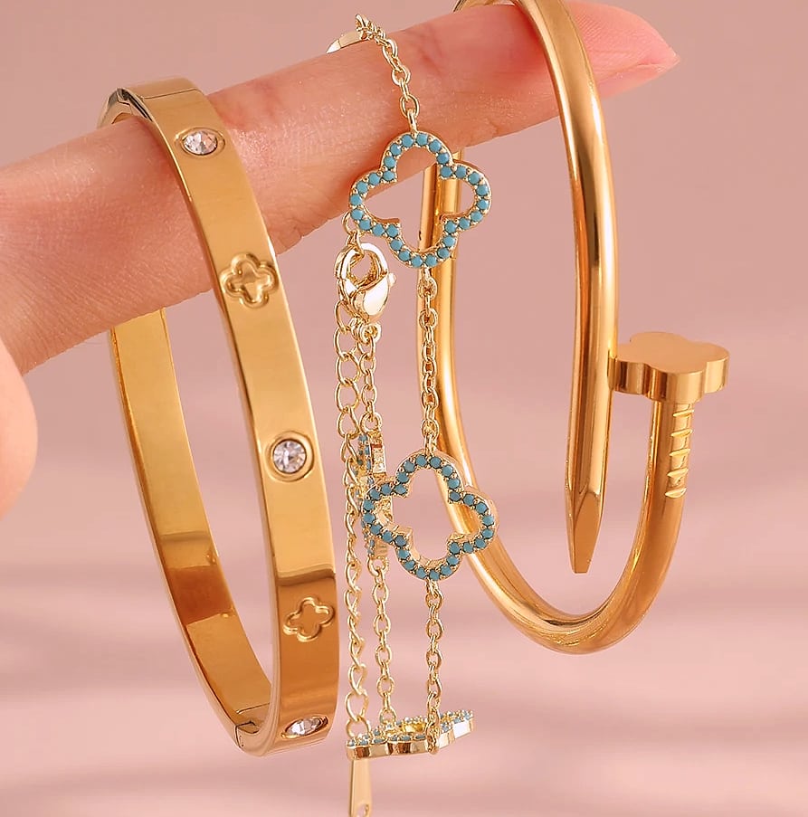 Gold Plated Four-Leaf Flower Stacked Bracelet with Zircon — side view