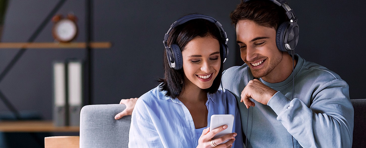 OneOdio Pro-10 Studio Monitor Headphones with 50mm Drivers — close-up details