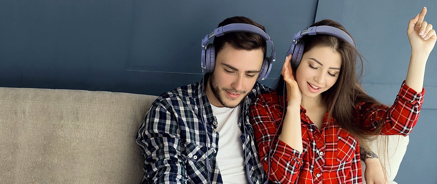 OneOdio Pro-10 Studio Monitor Headphones with 50mm Drivers — parts overview