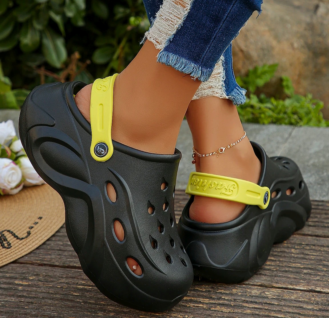 Women's Chunky Platform Sandals with Thick EVA Sole — close-up details