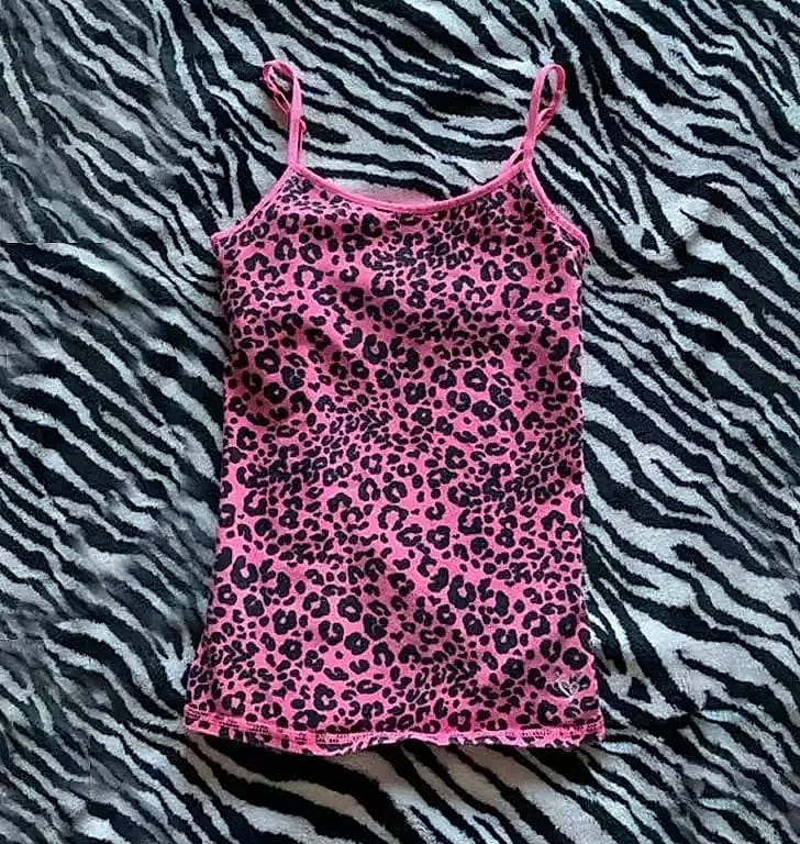 Blue Dijiao Leopard Pattern Camisole Crop Top Vest — package contents
