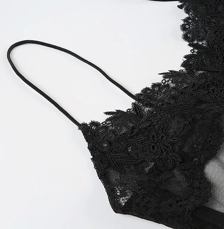 Grosfairy Lace Mini Dress with Spaghetti Straps and Flower — build progress