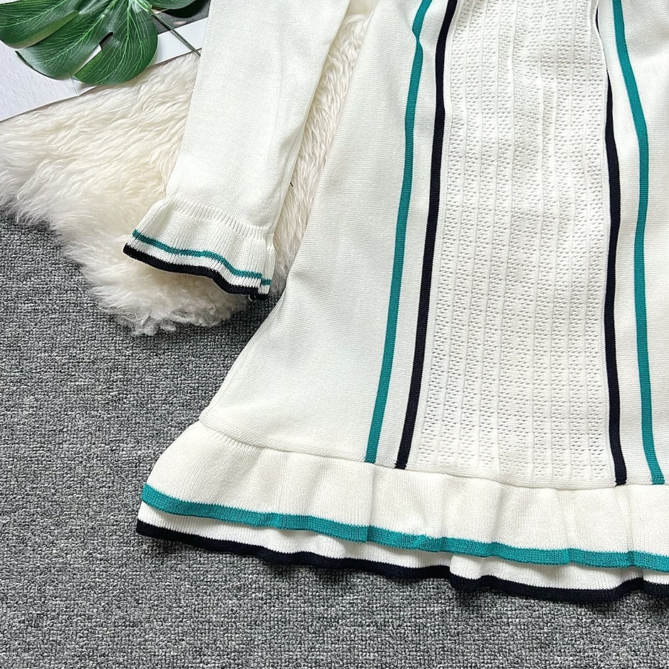YUOOMUOO Knitted Mini Dress with Ruffle Hips — interior detail