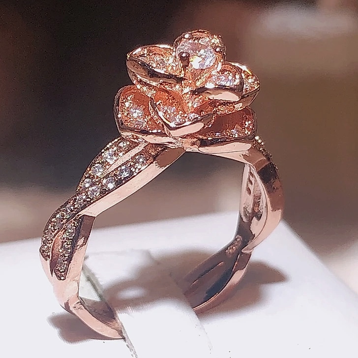 925 Sterling Silver Three-Dimensional Rose Ring with White — assembled view