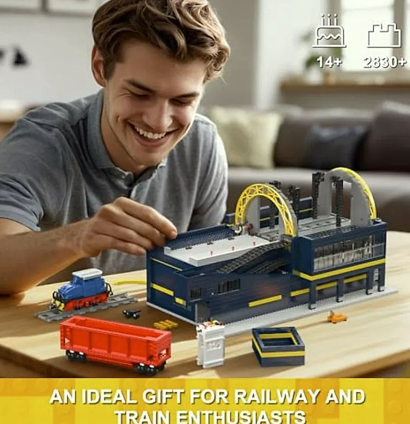 Mould King 17094 Railcar Rotary Dumper Building Set — side view