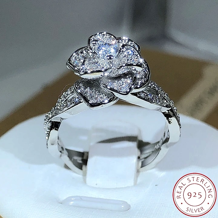 925 Sterling Silver Three-Dimensional Rose Ring with White — parts overview