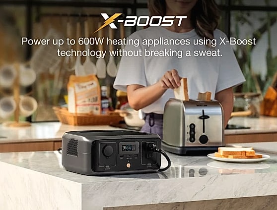 EcoFlow River 3 230Wh Portable Power Station with AC output — interior detail