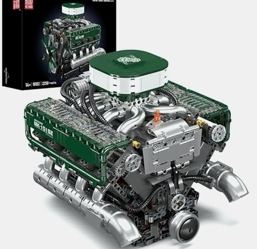 Mould King 10182 V8 Engine Building Blocks with Motor — package contents