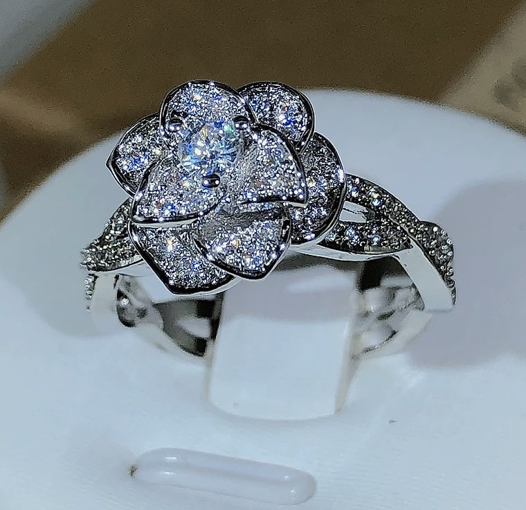 925 Sterling Silver Three-Dimensional Rose Ring with White — side view