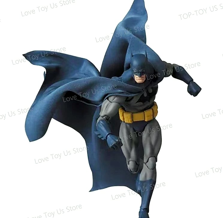 Hot Toys Mafex 105 Batman Hush Blue Version action figure — package contents