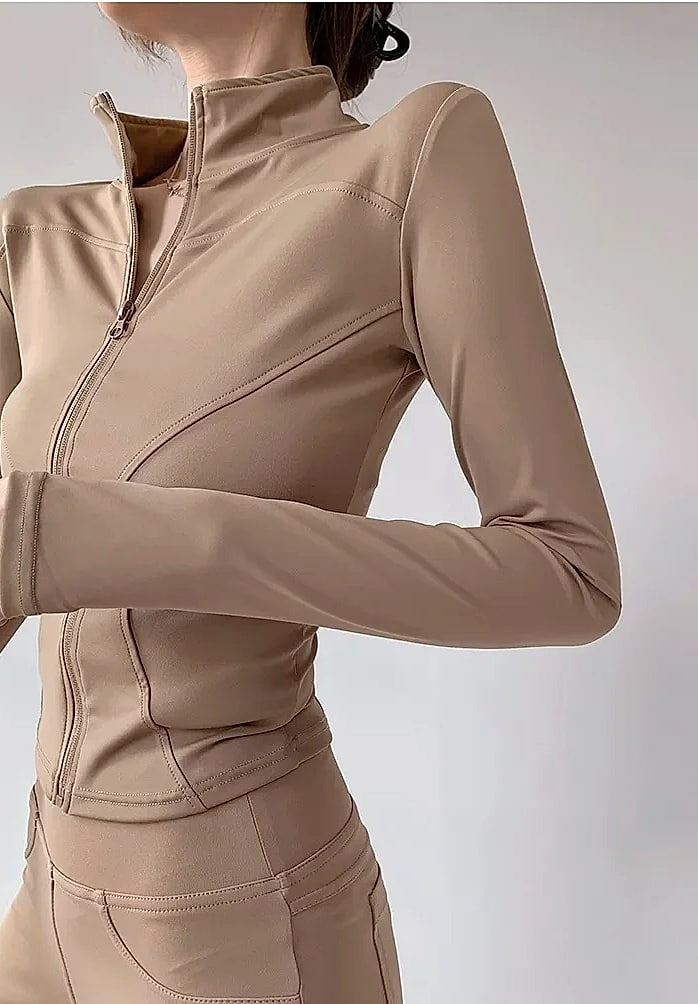 Women's Quick Dry Yoga Jacket Long Sleeve Zip Running Top — scale reference