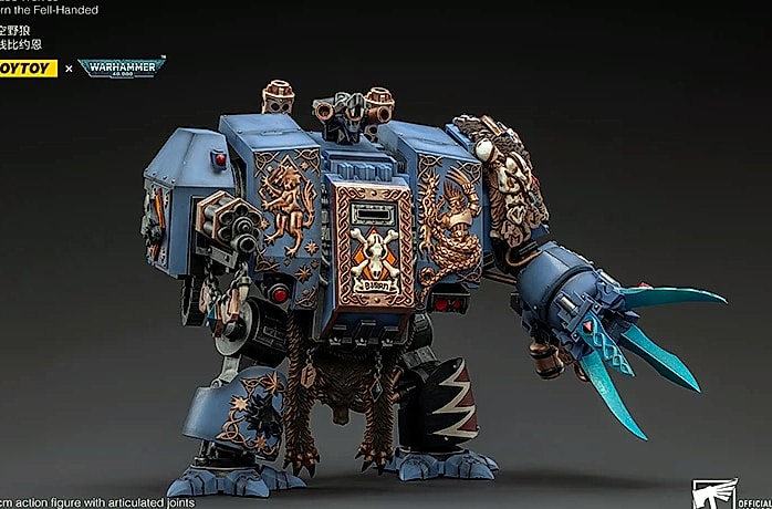 JOY TOY Warhammer 40K Space Wolves Bjorn Fell-Handed 1/18 — close-up details