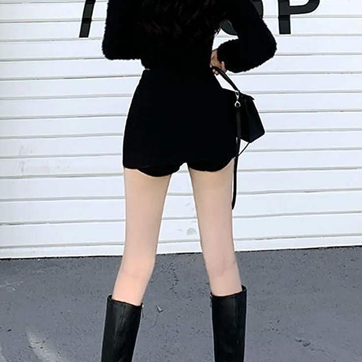 MEXZT Black Mini Skirt with High Waist Split Design — interior detail