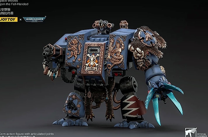JOY TOY Warhammer 40K Space Wolves Bjorn Fell-Handed 1/18 — package contents