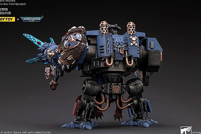 JOY TOY Warhammer 40K Space Wolves Bjorn Fell-Handed 1/18 — assembled view